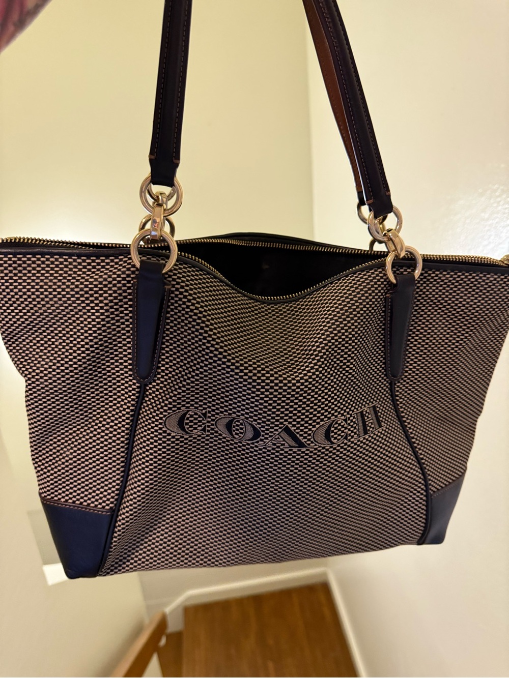 Coach Large Ava Zip Top Tote F25913  Milk/Black Gold accents